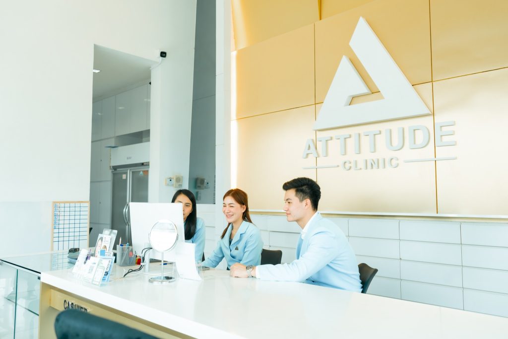 ภาพบรรยากาศเปิดสาขาที่ 6 Attitude Clinic สาขาแม่สาย วันที่ 9 พฤศจิกายน 2566 ที่ผ่านมา พร้อมเปิดให้บริการพ่อแม่พี่น้องชาวแม่สายแล้ว