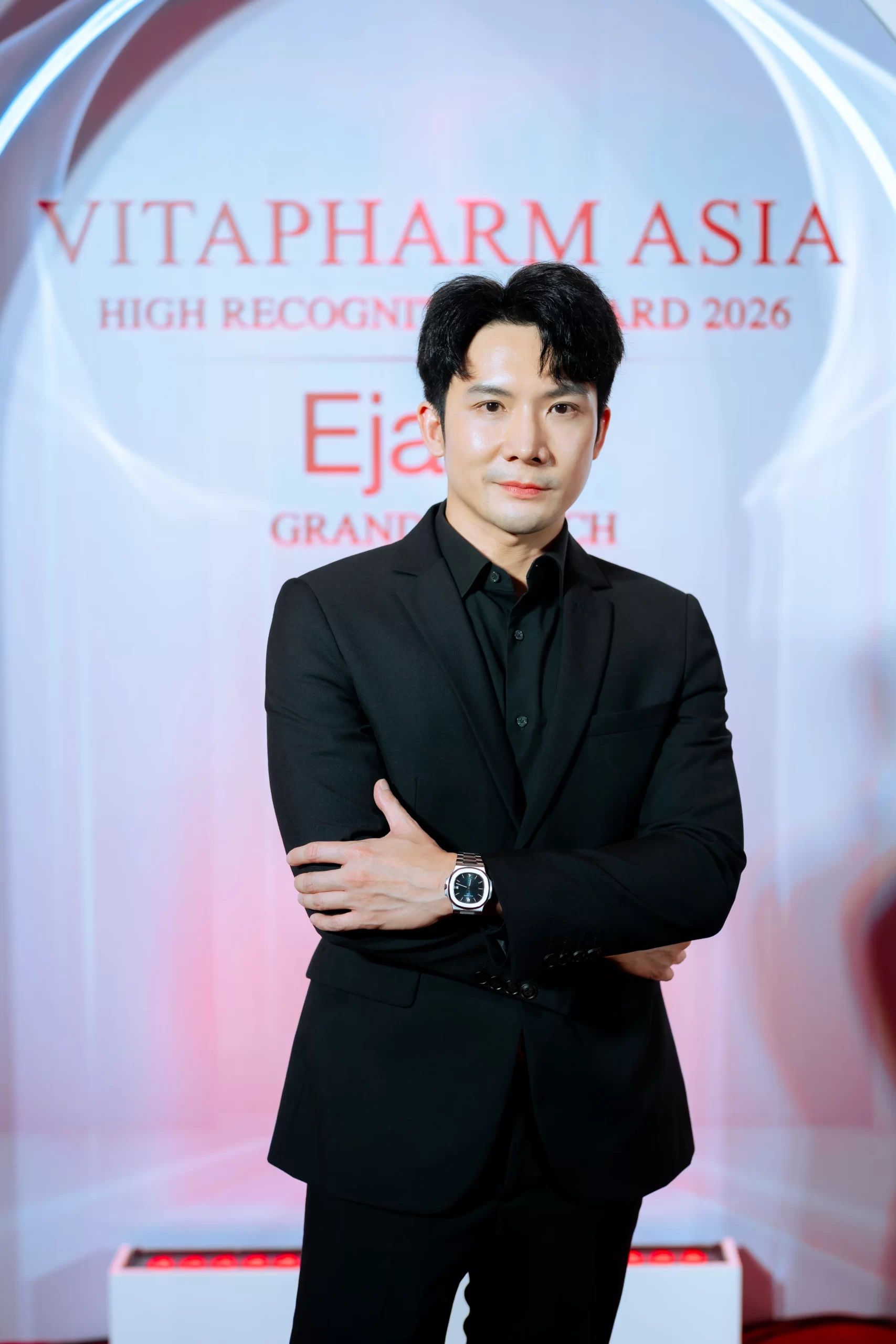 เก็บตกบรรยากาศสุด Exclusive บอสตี๋ และคุณหมอนุ ได้รับเกียรติเข้าร่วมงาน VITAPHARM ASIA AWARDS CEREMONY 2026 & Ejal40 GRAND LAUNCH